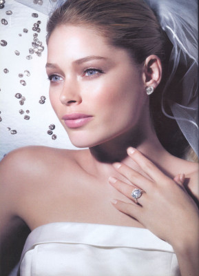 photo 6 in Doutzen gallery [id183359] 2009-08-12 00:00:00