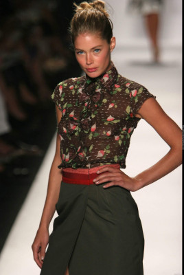 photo 12 in Doutzen Kroes gallery [id296196] 2010-09-15 00:00:00