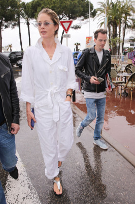 Doutzen Kroes in a White Boiler Suit in Cannes 05/14/2018