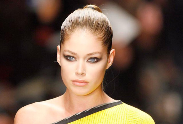 photo 16 in Doutzen gallery [id174348] 2009-07-09 00:00:00