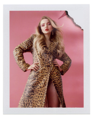 Dove Cameron by Benjo Arwas for Schön! Magazine // April 2021