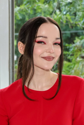 Dove Cameron