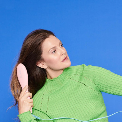 Drew Barrymore for Flower Beauty // 2020