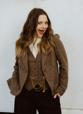 Drew Barrymore by Molly Matalon for NY Times || 2021