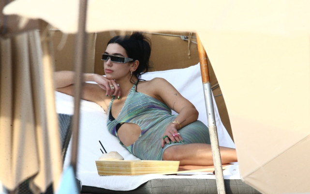 Dua Lipa - The Setai Hotel in Miami 02/05/2022