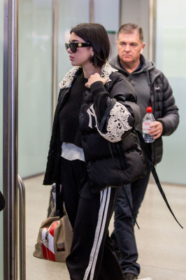 Dua Lipa - Airport in Berlin 11/15/2018