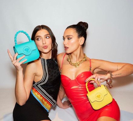 Dua Lipa - Versace (2022)