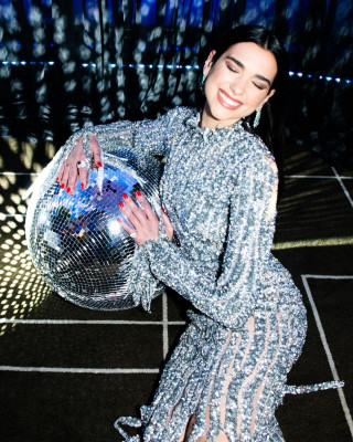 Dua Lipa 