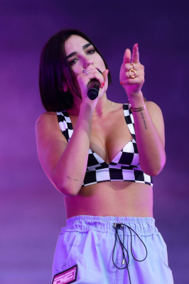 Dua Lipa Performs at 2018 Singapore Formula 1 Grand Pix 09/16/2018  