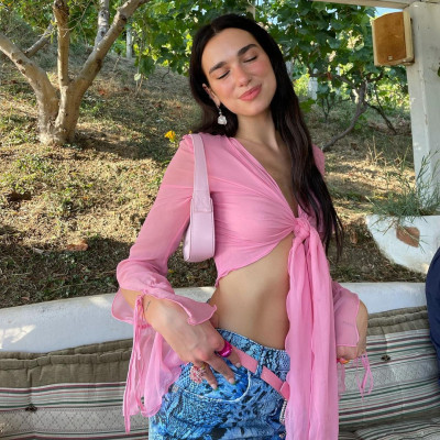 Dua Lipa 