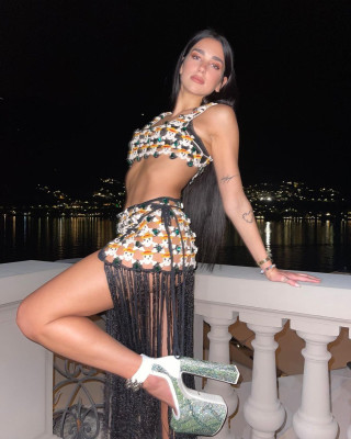 Dua Lipa 