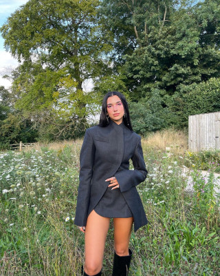 Dua Lipa 