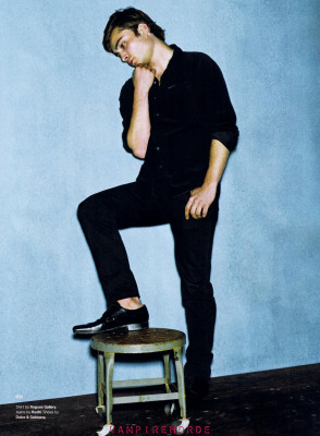 Ed Westwick pic #267952