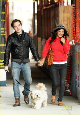 Ed Westwick pic #552725