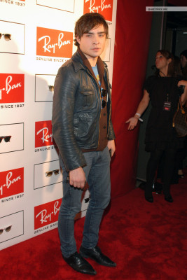 Ed Westwick pic #582743