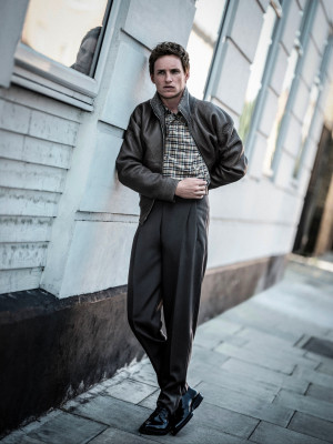 Eddie Redmayne by JuanKr for Esquire Spain // November 2020