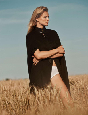 Edita Vilkeviciute ~ ELLE FR 21.09.2023 by Ben Weller