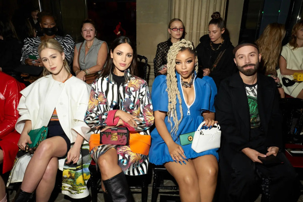 Eiza Gonzalez - Louis Vuitton Womenswear SS 2022 Show at PFW 10/05/2021