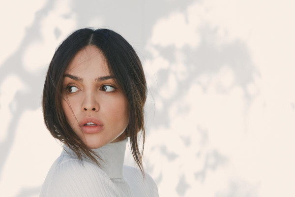 Eiza Gonzalez by Dennis Leupold for The Amazing Magazine (2021)