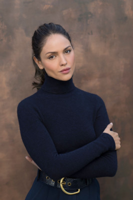 Eiza Gonzalez by Jay L. Clendenin for Los Angeles Times (2021)
