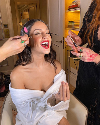 Eiza Gonzalez 11/29/2021