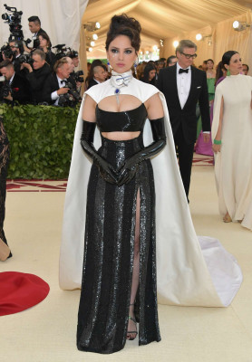 Eiza Gonzalez – 2018 MET Costume Institute Gala in NYC