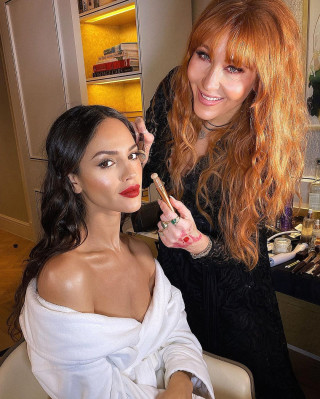 Eiza Gonzalez 11/29/2021