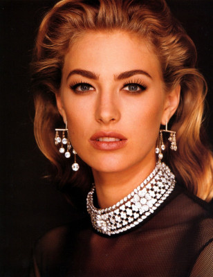 Elaine Irwin pic #272861