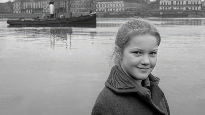 Пожалуйста, создайте галерею для актрисы Елены Прокловой/Elena Proklova