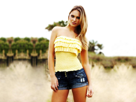 Elisandra Tomacheski pic #328811