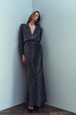 Elise Crombez ~ Roland Mouret FALL 2023 READY-TO-WEAR