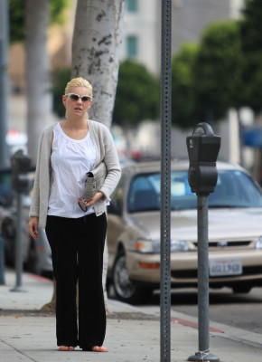 Elisha Cuthbert pic #170314