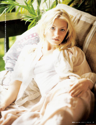 Elisha Cuthbert pic #585037