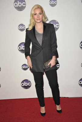 Elisha Cuthbert pic #419717