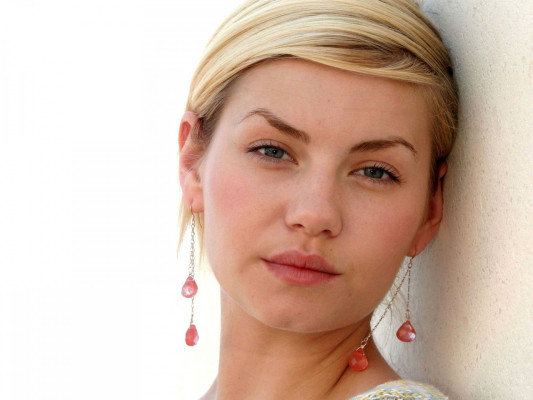 Elisha Cuthbert pic #585317