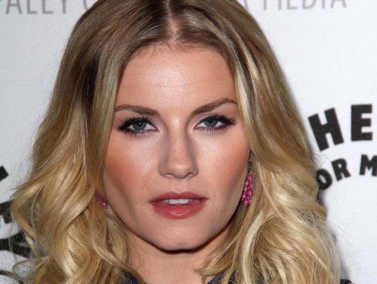 Elisha Cuthbert pic #585470