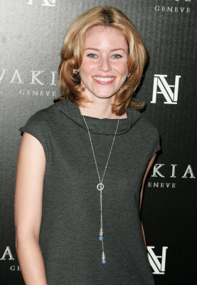 Elizabeth Banks pic #331927