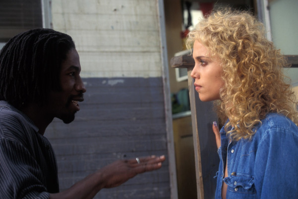 Elizabeth Berkley pic #1168394