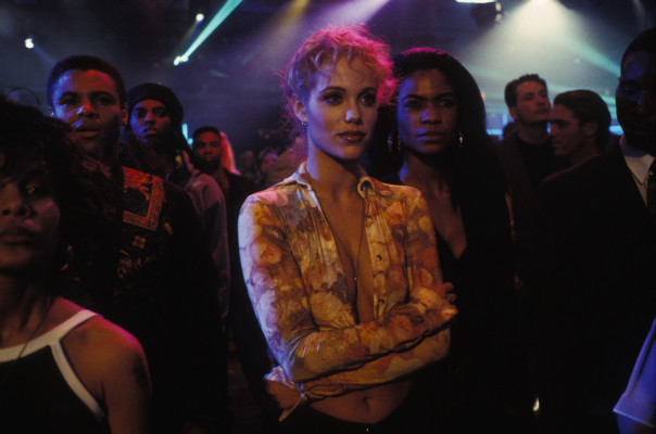 Elizabeth Berkley pic #1173156
