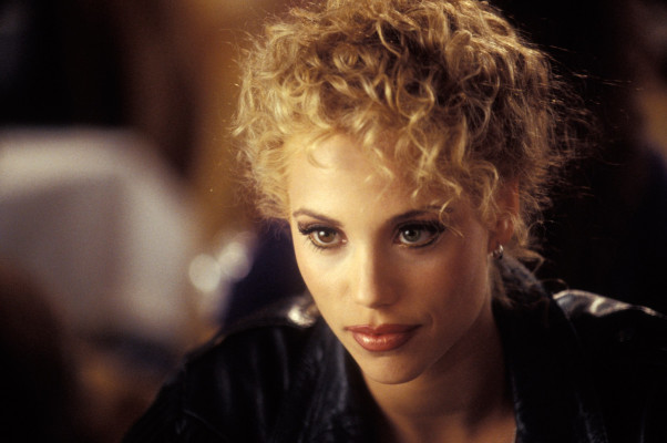 Elizabeth Berkley pic #1172039
