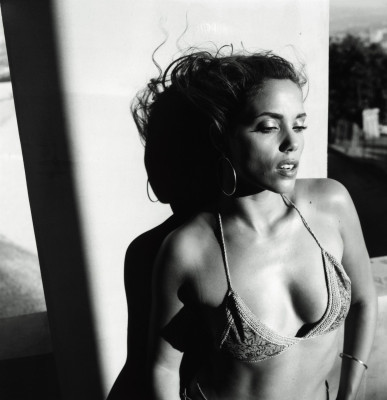 Elizabeth Berkley pic #1176524