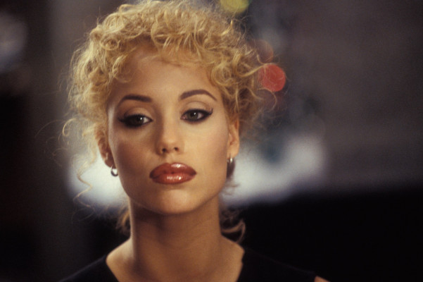 Elizabeth Berkley pic #1172560