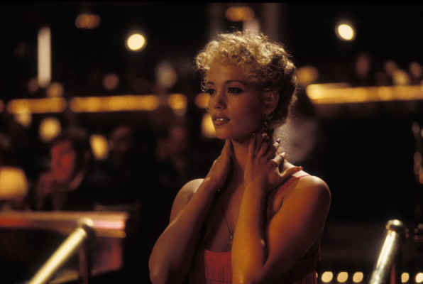 Elizabeth Berkley pic #1168418