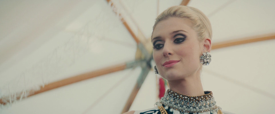 Elizabeth Debicki 