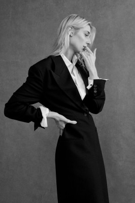 Elizabeth Debicki by Buzz white