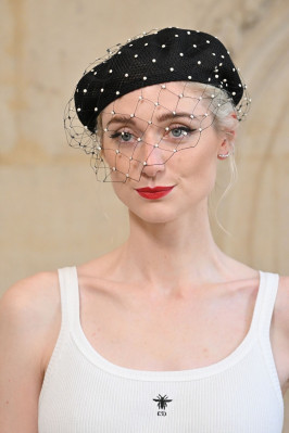 Elizabeth Debicki ~ CHRISTIAN DIOR HAUTE COUTURE FALL/WINTER 2023/2024 SHOW