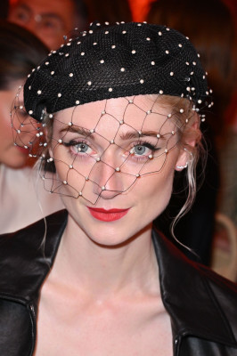 Elizabeth Debicki ~ CHRISTIAN DIOR HAUTE COUTURE FALL/WINTER 2023/2024 SHOW