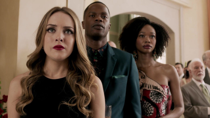 Elizabeth Gillies - Dynasty (2017) 1x01 &#039;I Hardly Recognized You&#039;
