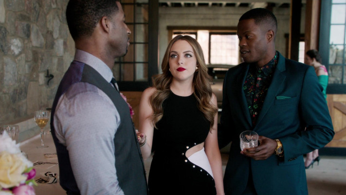 Elizabeth Gillies - Dynasty (2017) 1x01 &#039;I Hardly Recognized You&#039;