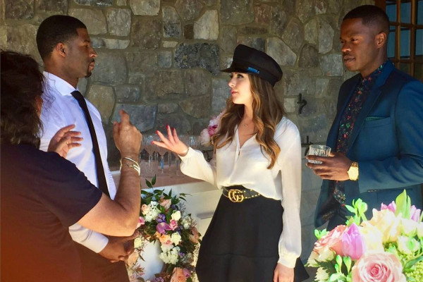 Elizabeth Gillies - Dynasty (2017) 1x01 &#039;I Hardly Recognized You&#039;